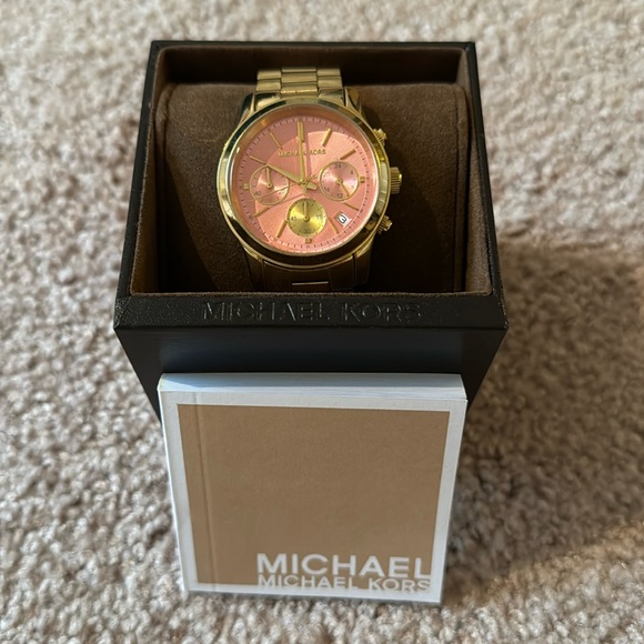 MICHAEL KORS RUNWAY WOMEN'S WATCH MK6161 - Picture 1 of 4